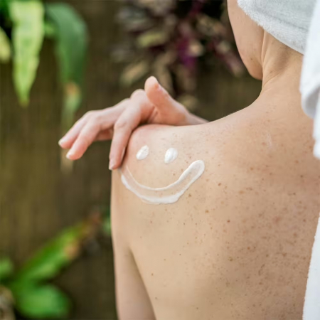Preview: •	Feuchtigkeitsspendende XL Bodylotion